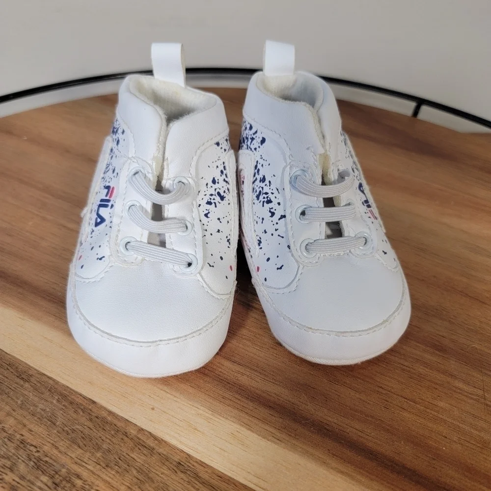 FILA Baby Sneaker Style Soft Play Crib Shoes Size 5 - 8 months